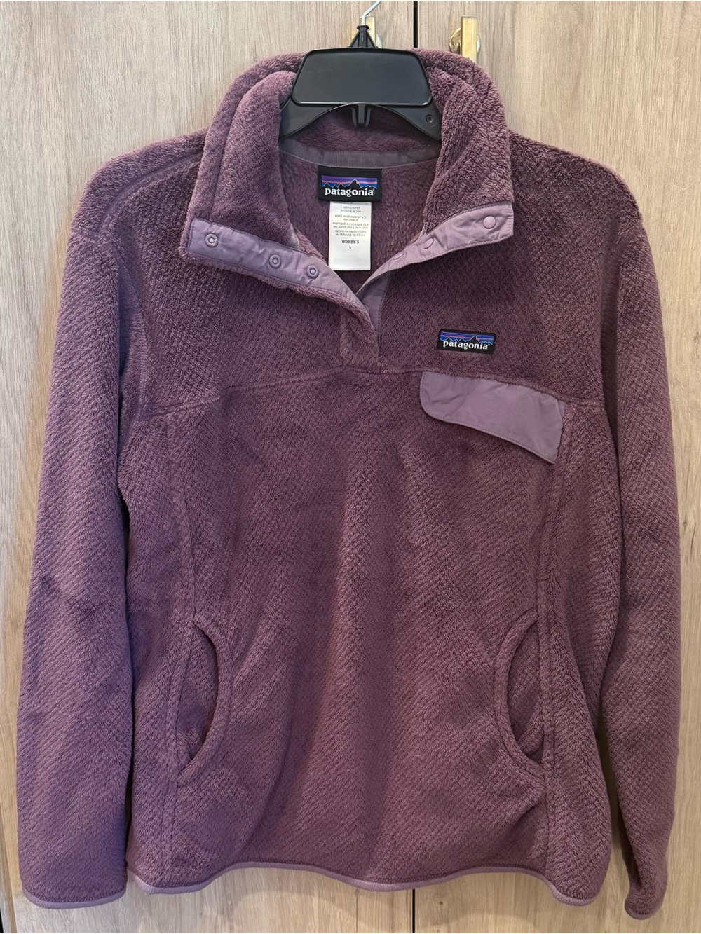 Patagonia Women's Re-Tool Snap-T® Fleece Pullover. Size Large